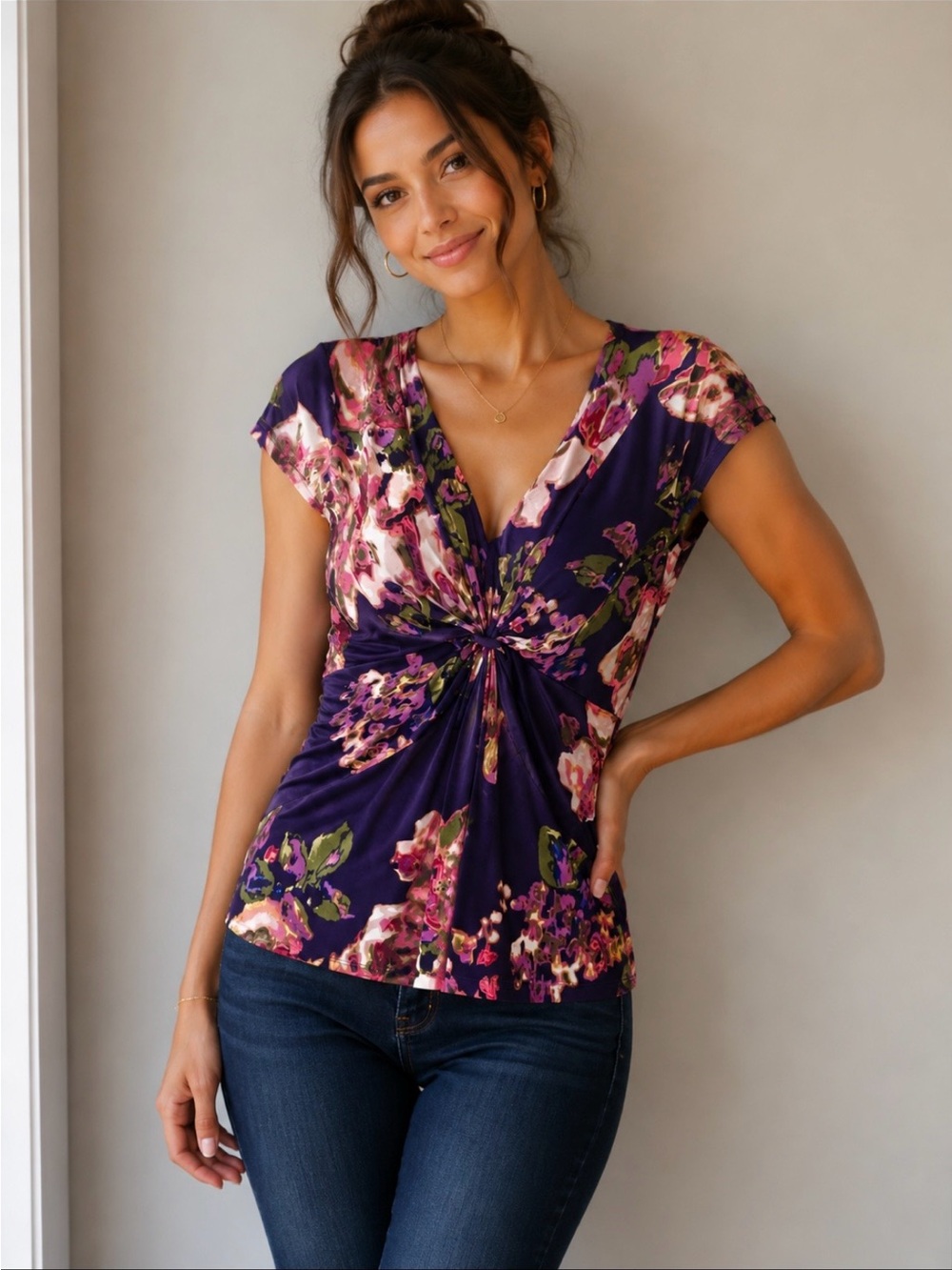 Daisy Fuentes Purple Floral Twist-Front Short Sleeve Top, L